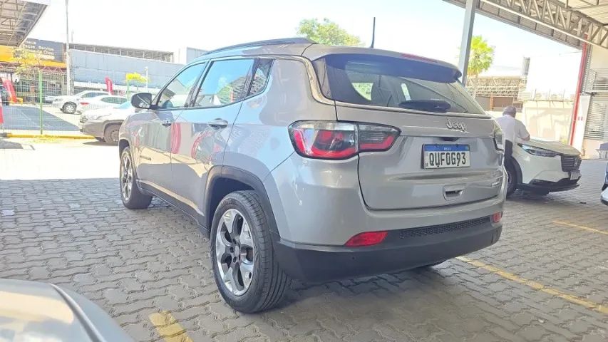 Jeep Compass Longitude 2.0 4X2 Flex 16V Aut. 2019 - Foto 2