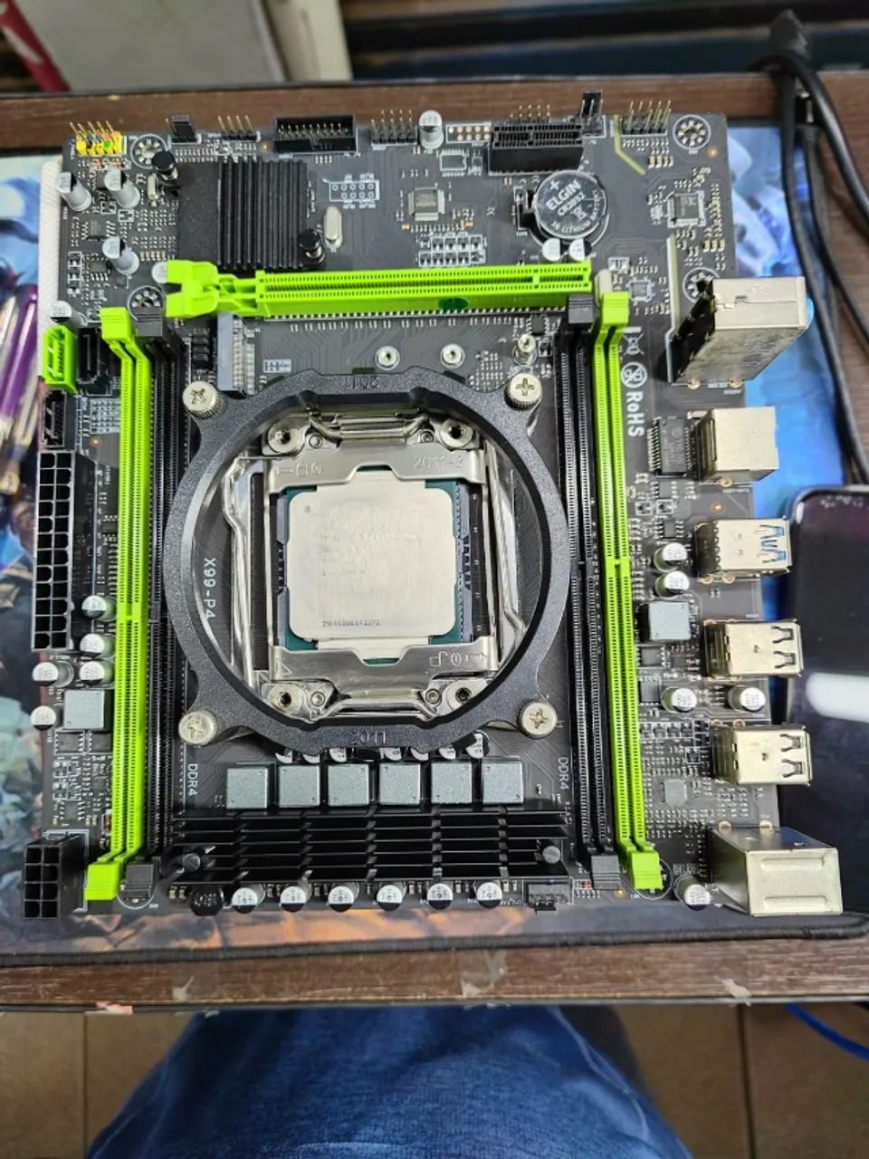 Placa mãe x99 P4 + Xeon e5 2670 v3 apenas venda - Foto 2