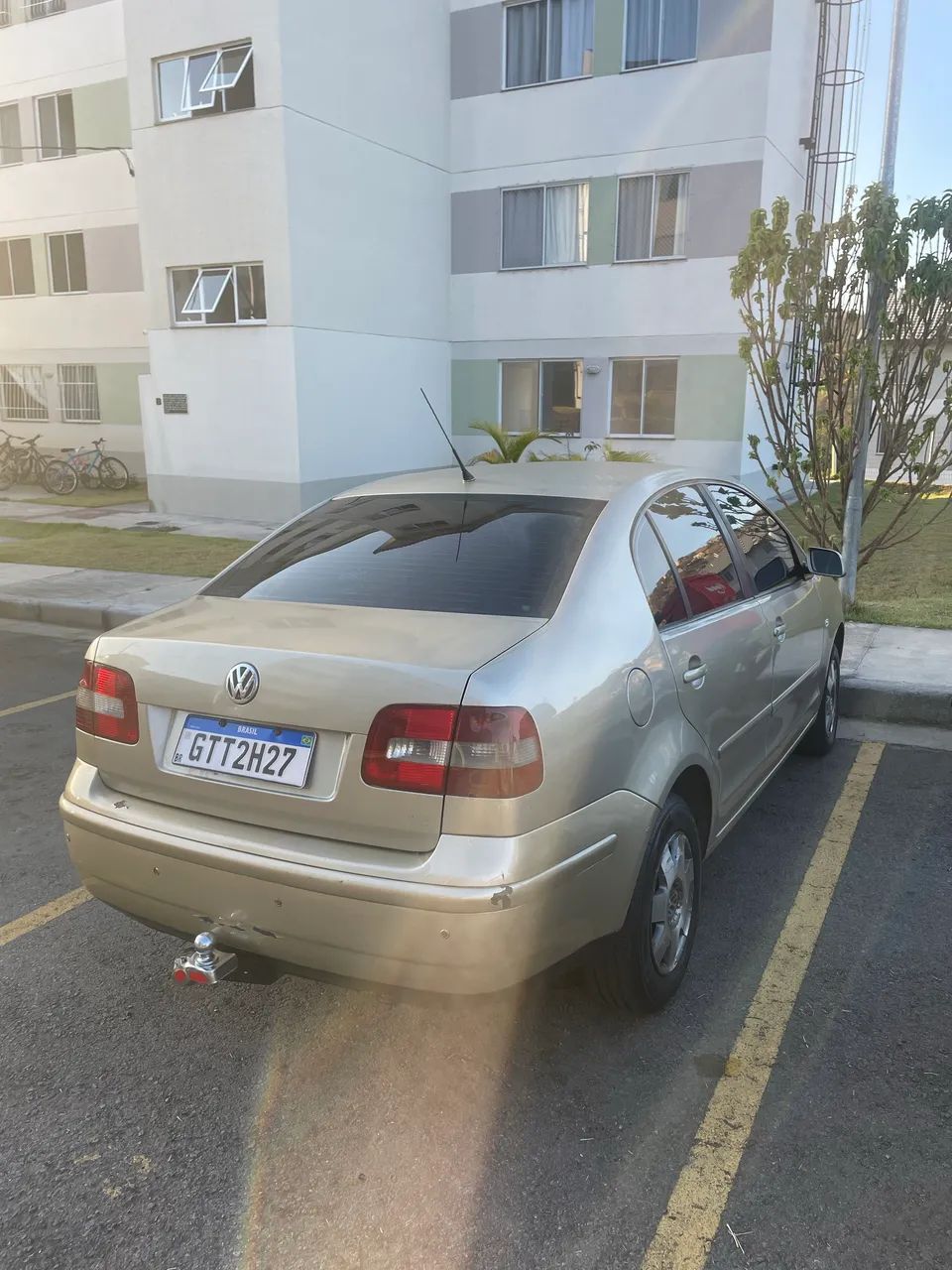 Volkswagen Polo Sedan 1.6 MI 101cv 8V 4P 2003