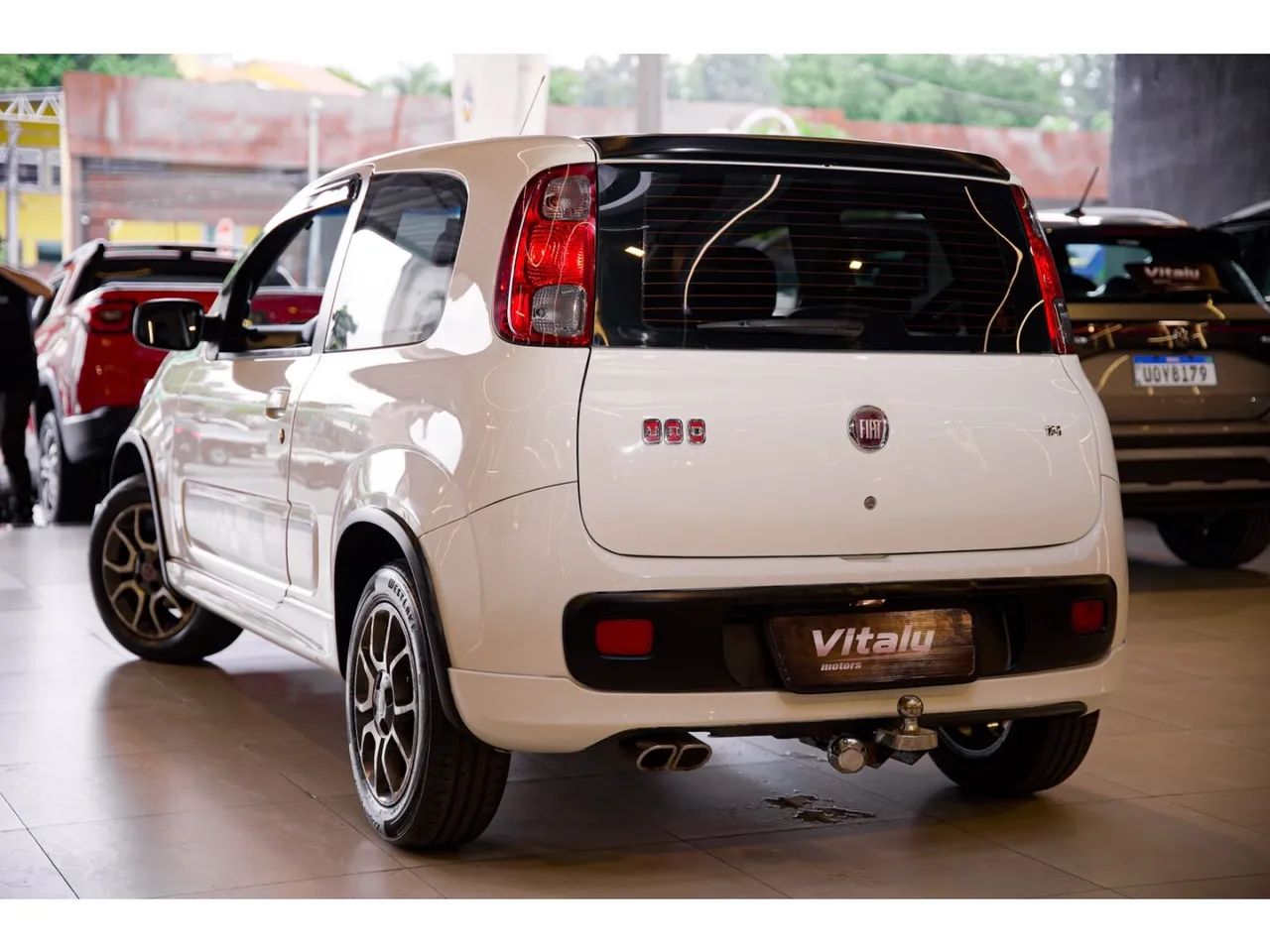 Fiat Uno SPORTING 1.4 EVO Fire Flex 8V 4p, foto 2 de 20
