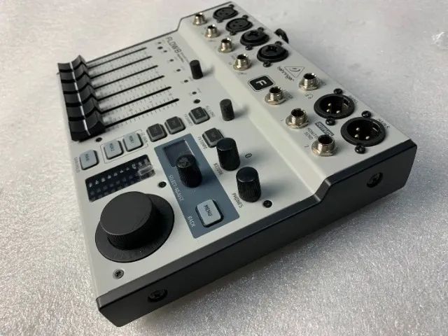 Behringer Flow 8 - mesa-mixer de áudio digital e interface de som - Foto 2
