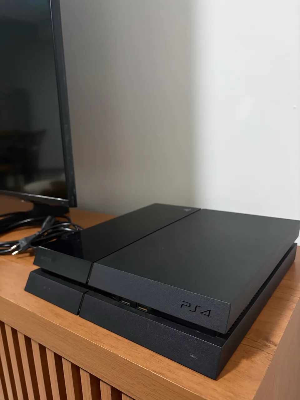 Vendo PS4 fat