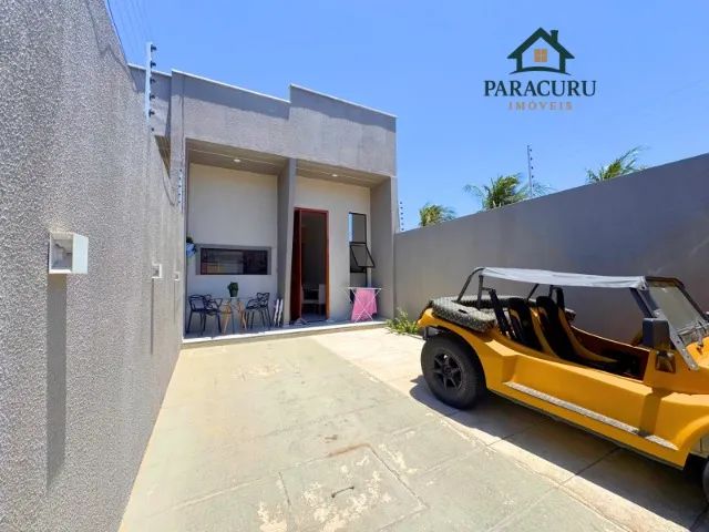 Alugo casa com três quartos no Paracuru.