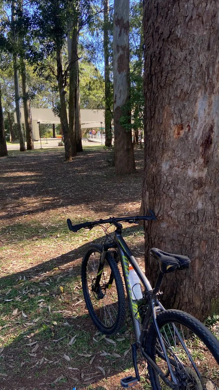 Bicicleta Specialized Rockhopper Aro 29 - Foto 2