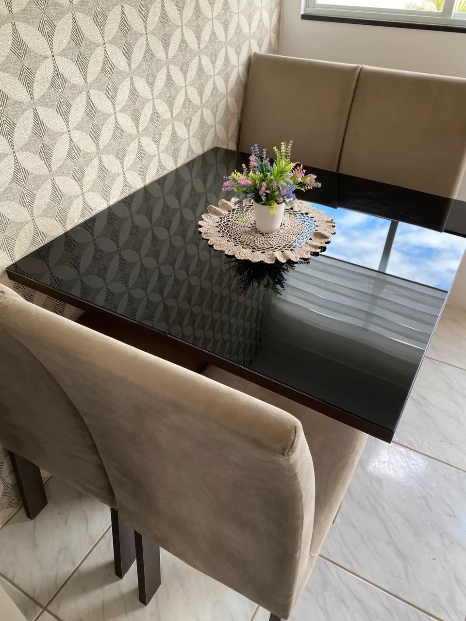 Mesa Jantar vidro +  4 Cadeiras Estofadas - Entrego  - Foto 4