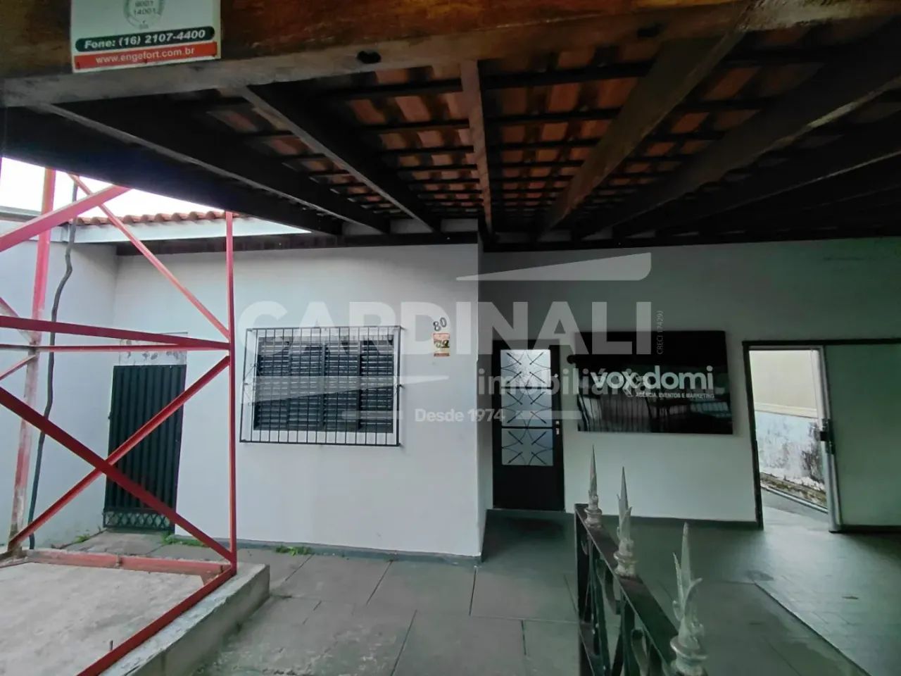 Charmosa casa a venda em Ibaté!