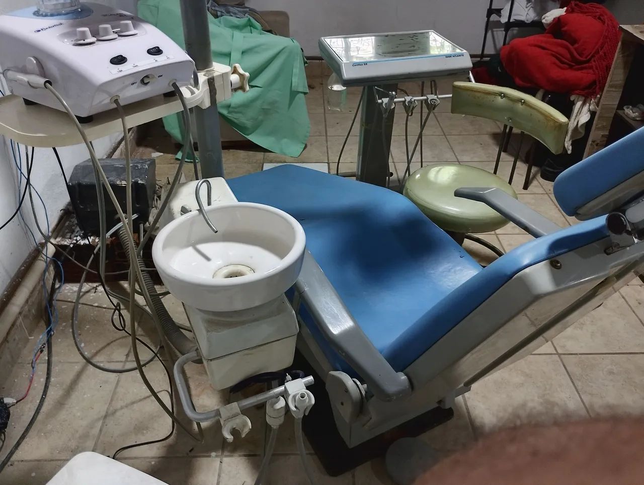 Cadeira odontológica completa, com mocho  - Foto 2