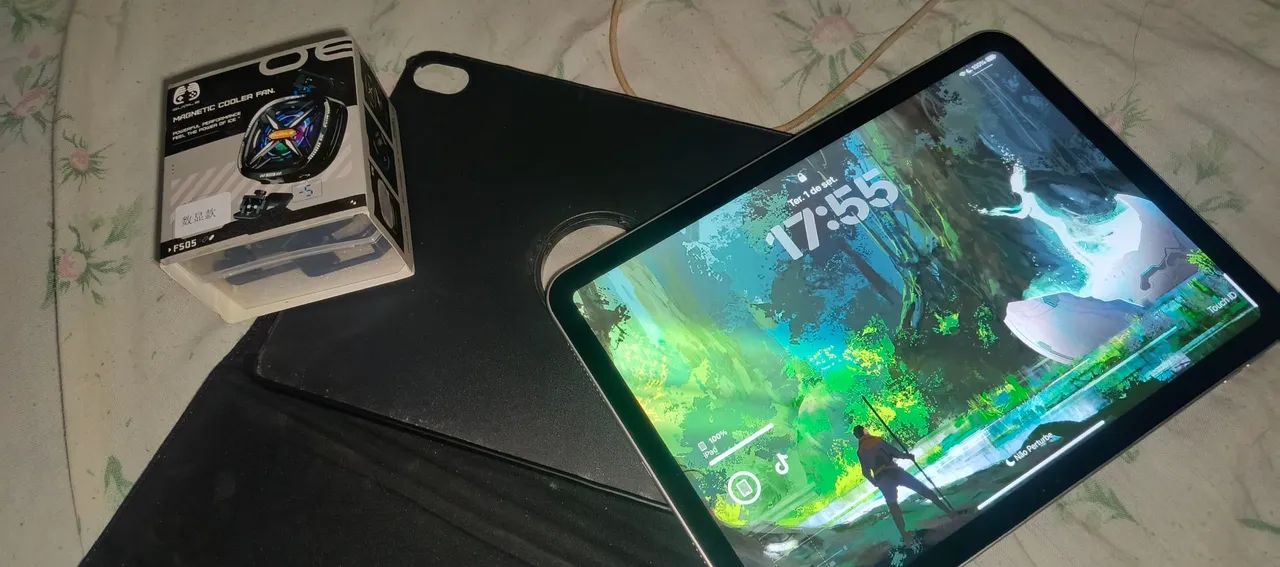 IPAD 10 - SEMI NOVO + COOLER MAGNÉTICO