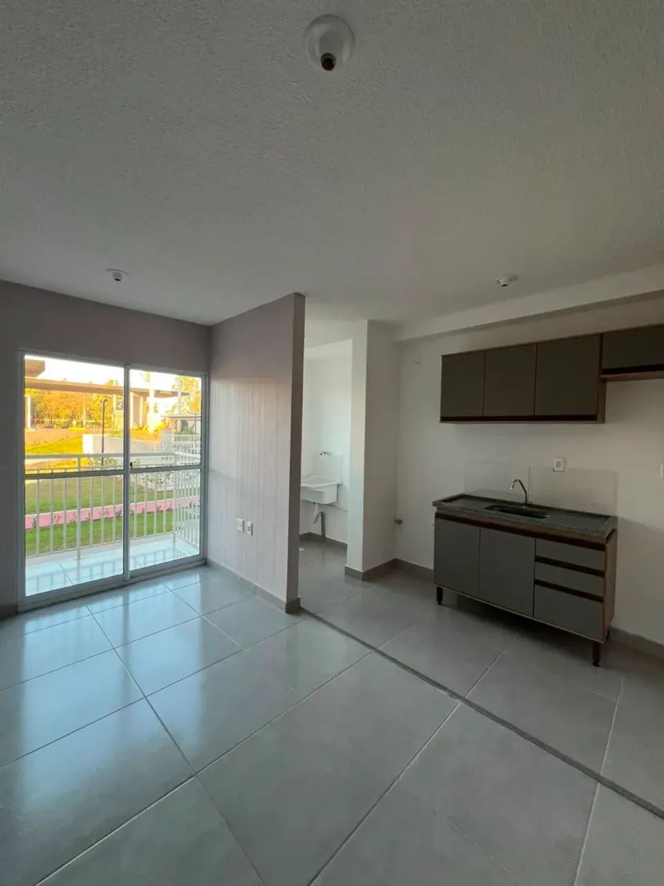 Imóvel para aluguel tem 45 metros quadrados com 2 quartos em Alvorada - Cuiabá - MT