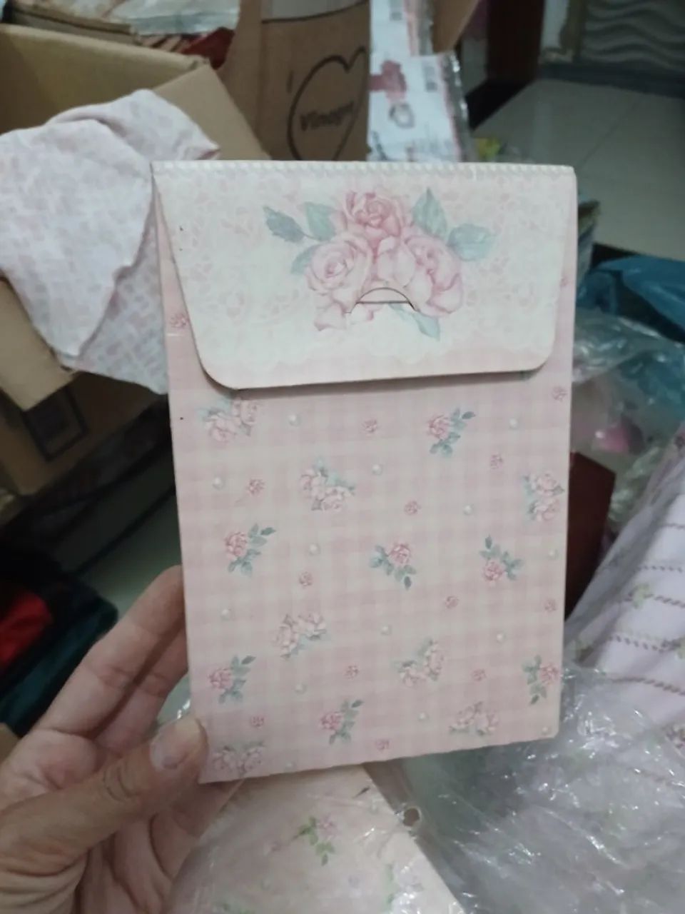 Roupas e papelaria  - Foto 4