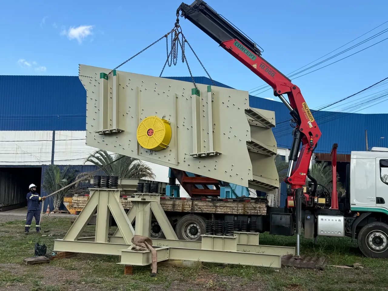Peneira vibratória 5,00x2,00 / 3 decks padrão metso  - Foto 4