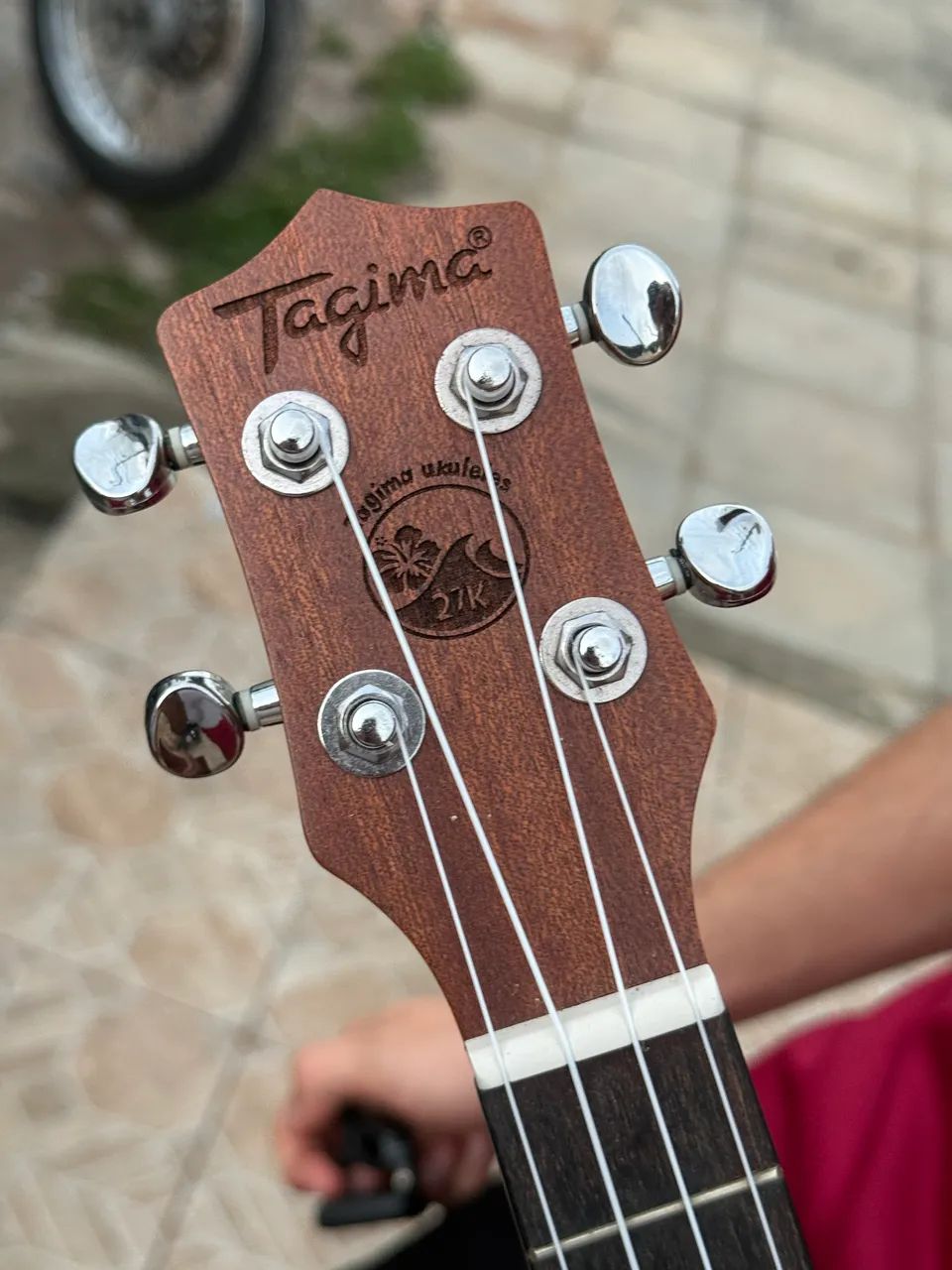 Ukulele Tenor Tagima - Foto 2