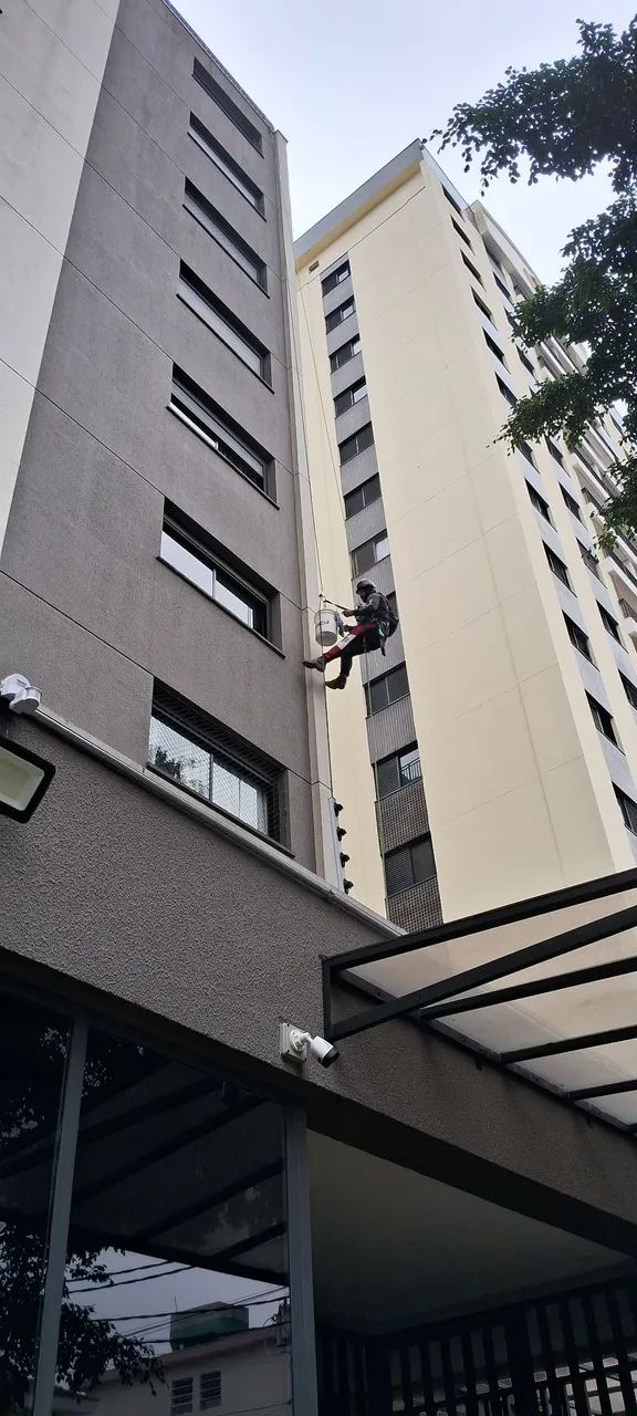 Limpeza de vidros e pintura 