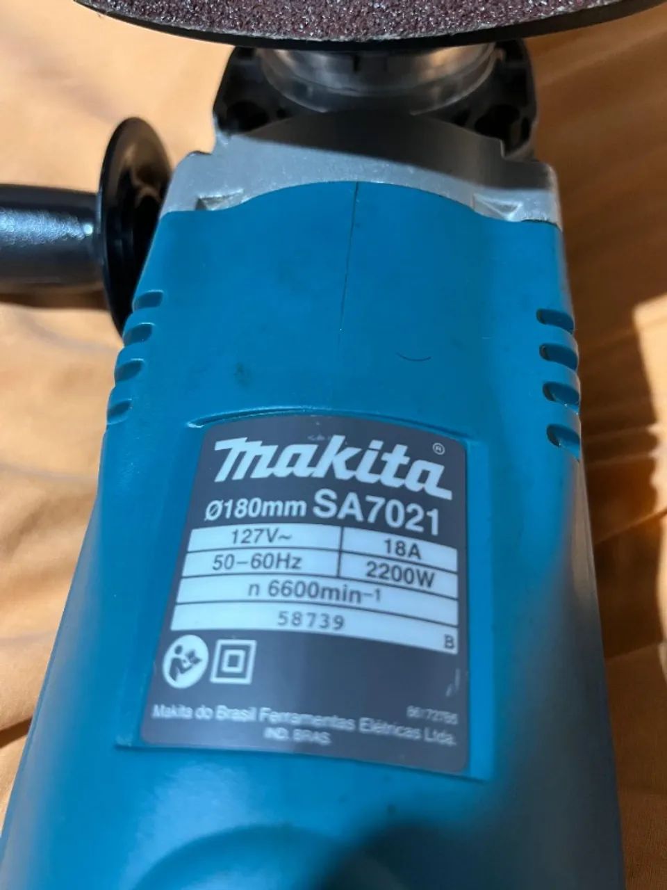 Angle Grinder, 127V 2200W Makita.