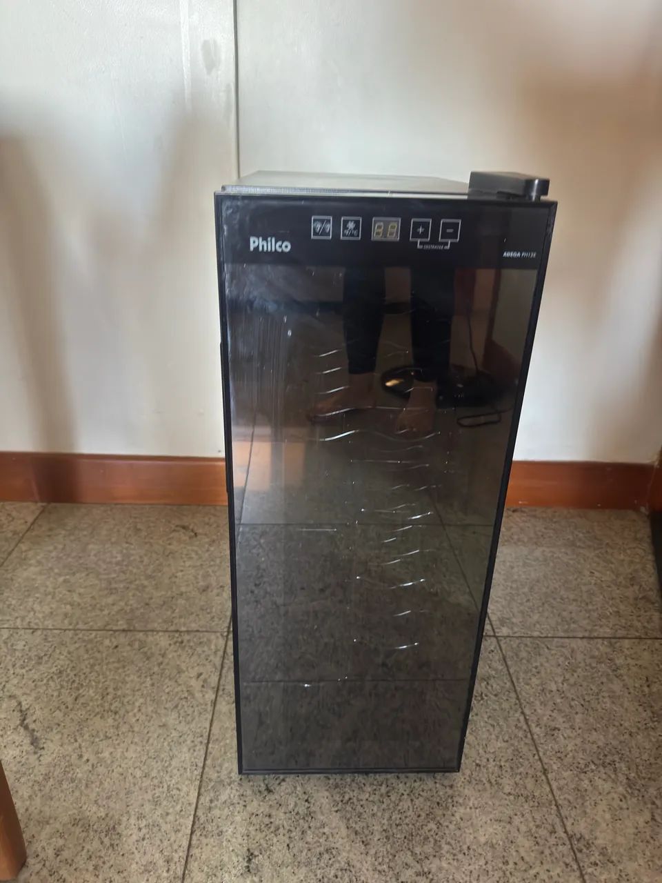 Adega Philco PH12E - 12 Garrafas - Foto 3