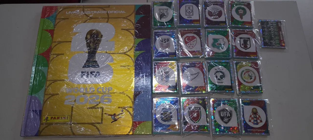 Album da copa 2026 completonpara colar com as figurinhas  da coca - Foto 4