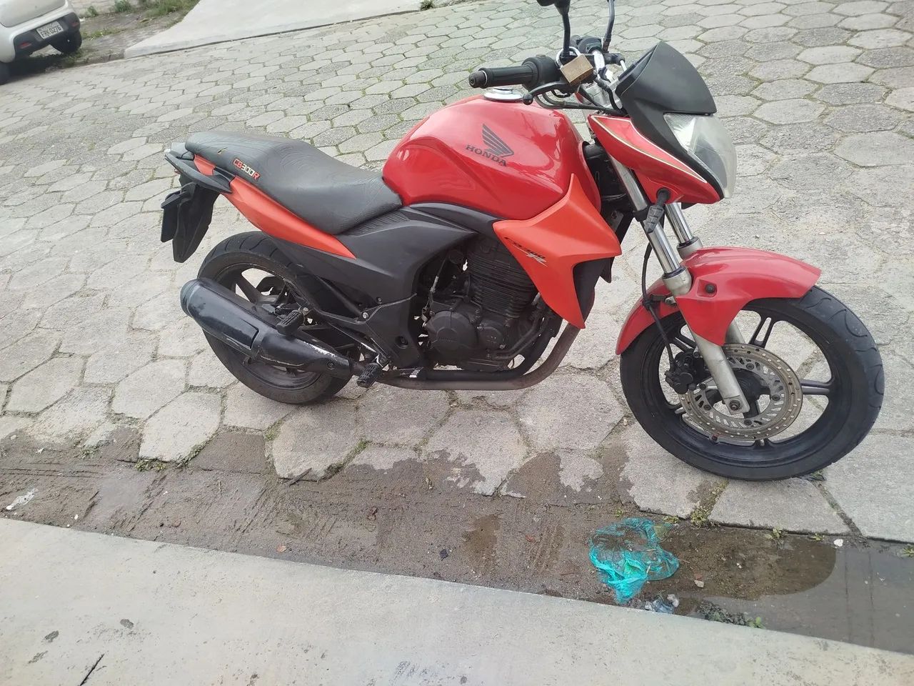 CB 300R 