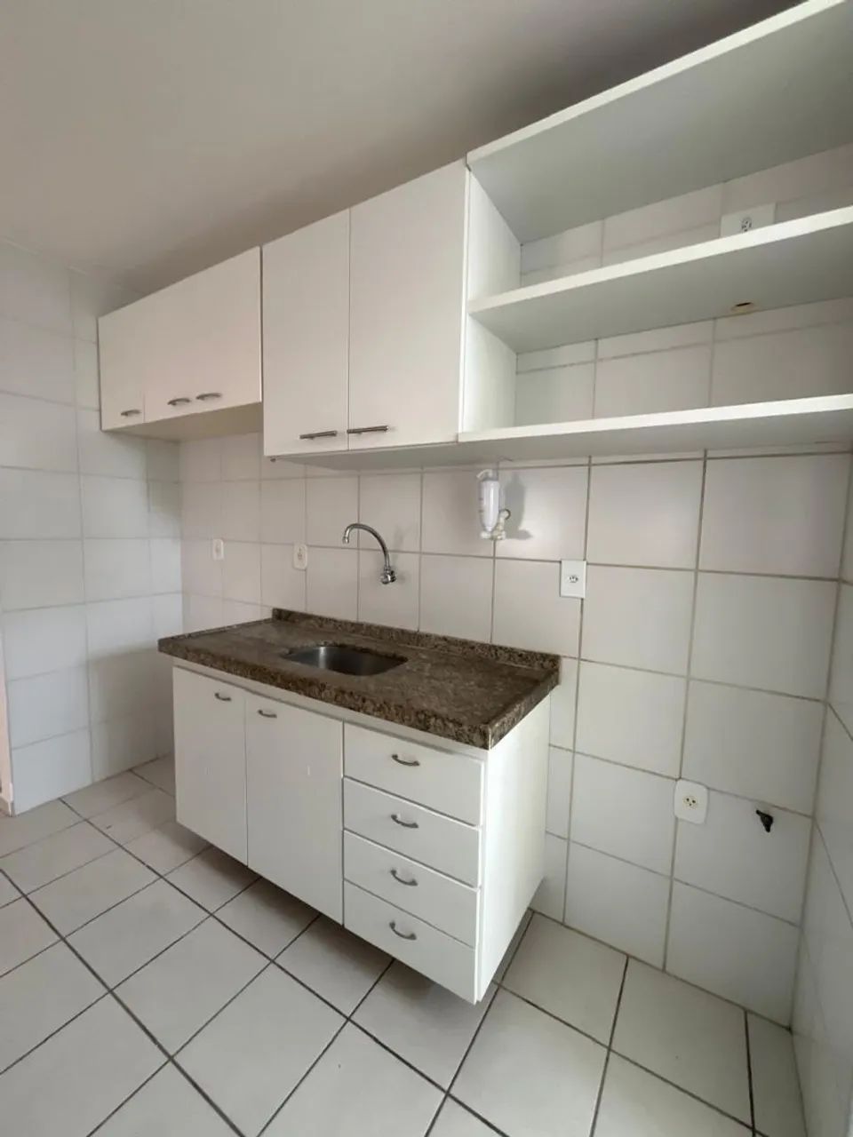 ** Ótimo Apto  Quarto e Sala na Jatiúca - Ideal para morar ou investir - Foto 5