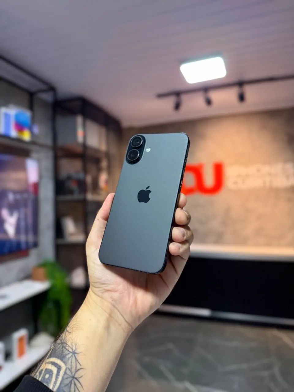 iPhone 16 Plus 128GB Preto - Foto 4