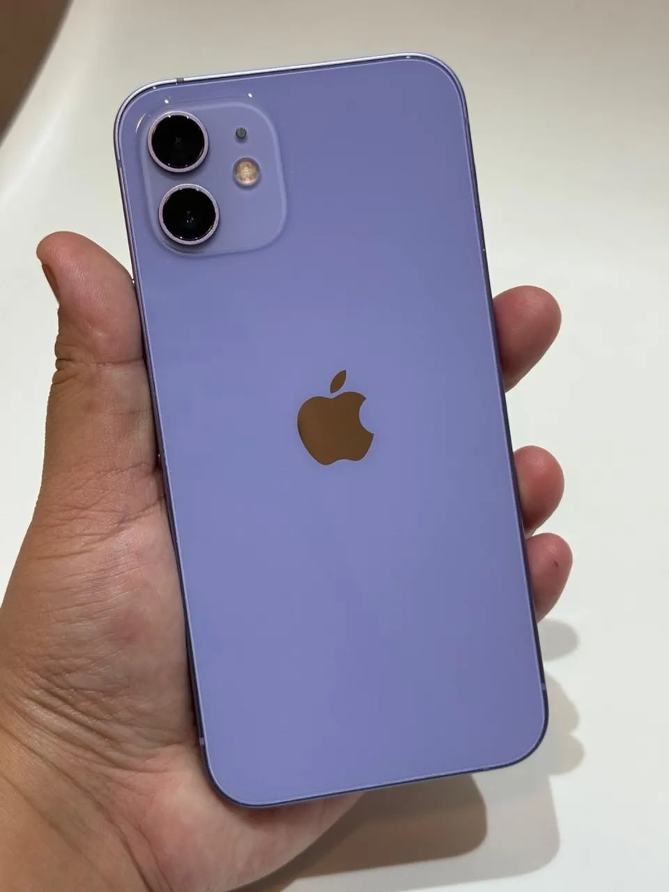 Celular IPhone 12 com Caixa 