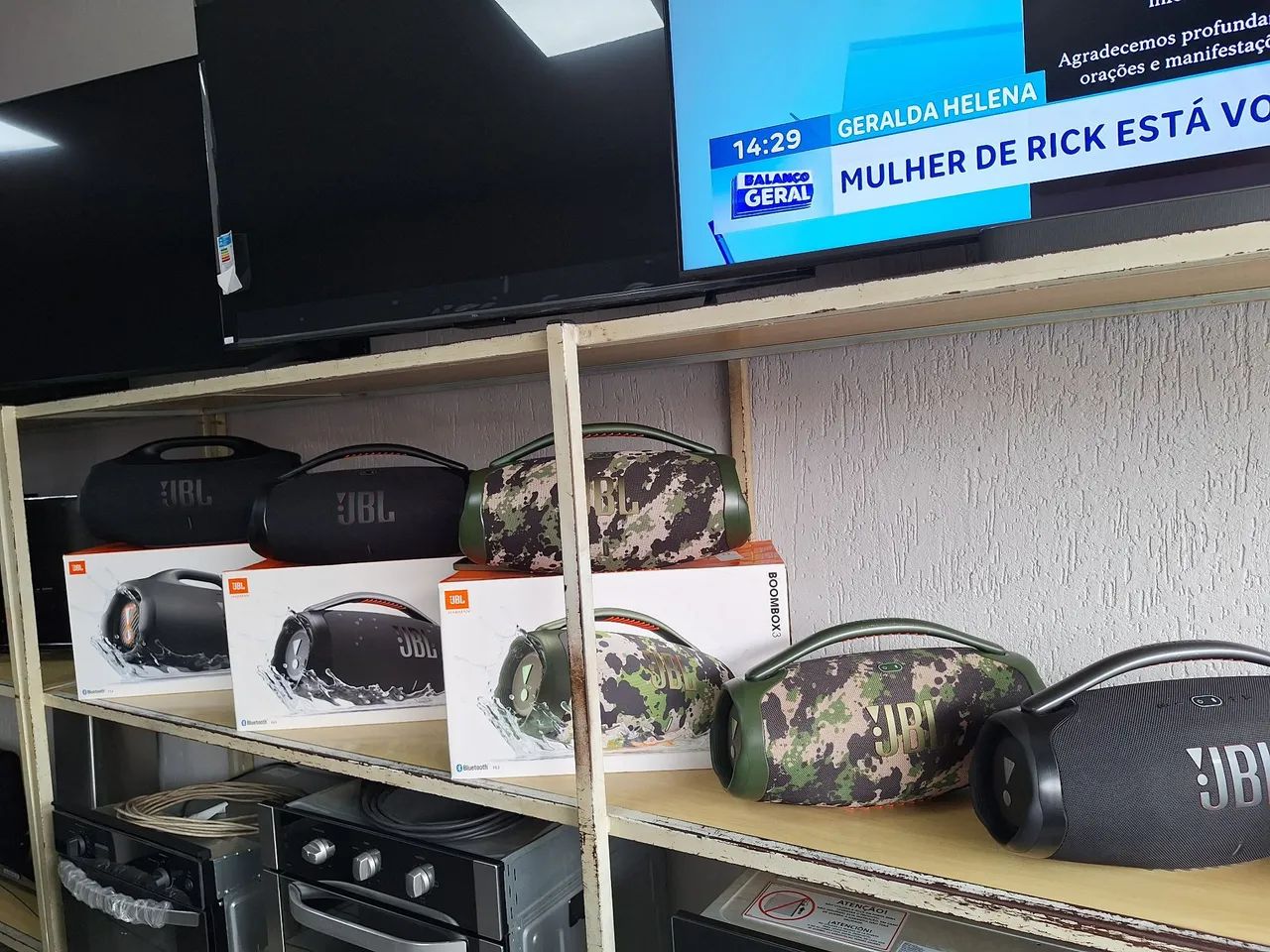 Caixa de Som Boombox 3 e 4