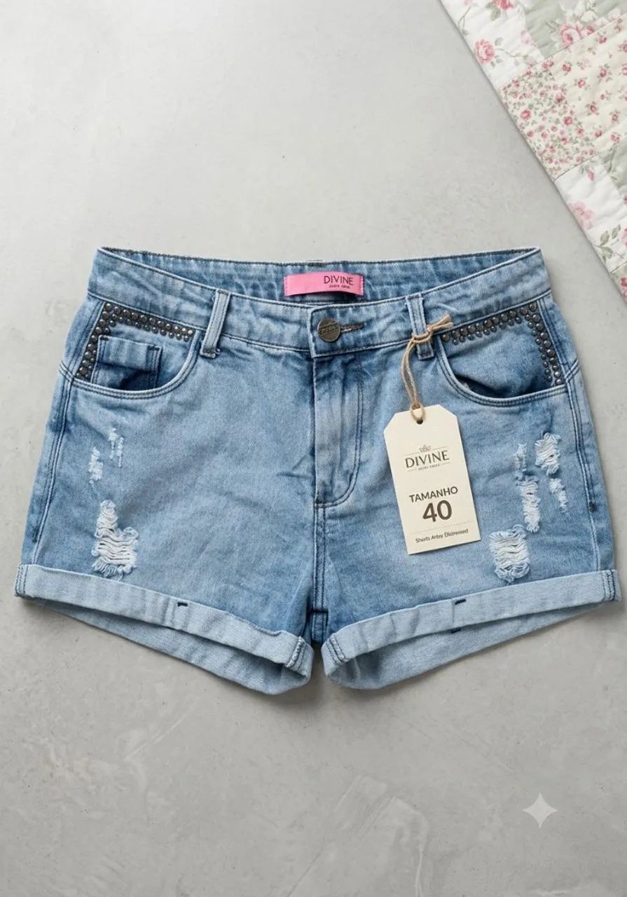  Roupas semi novas 