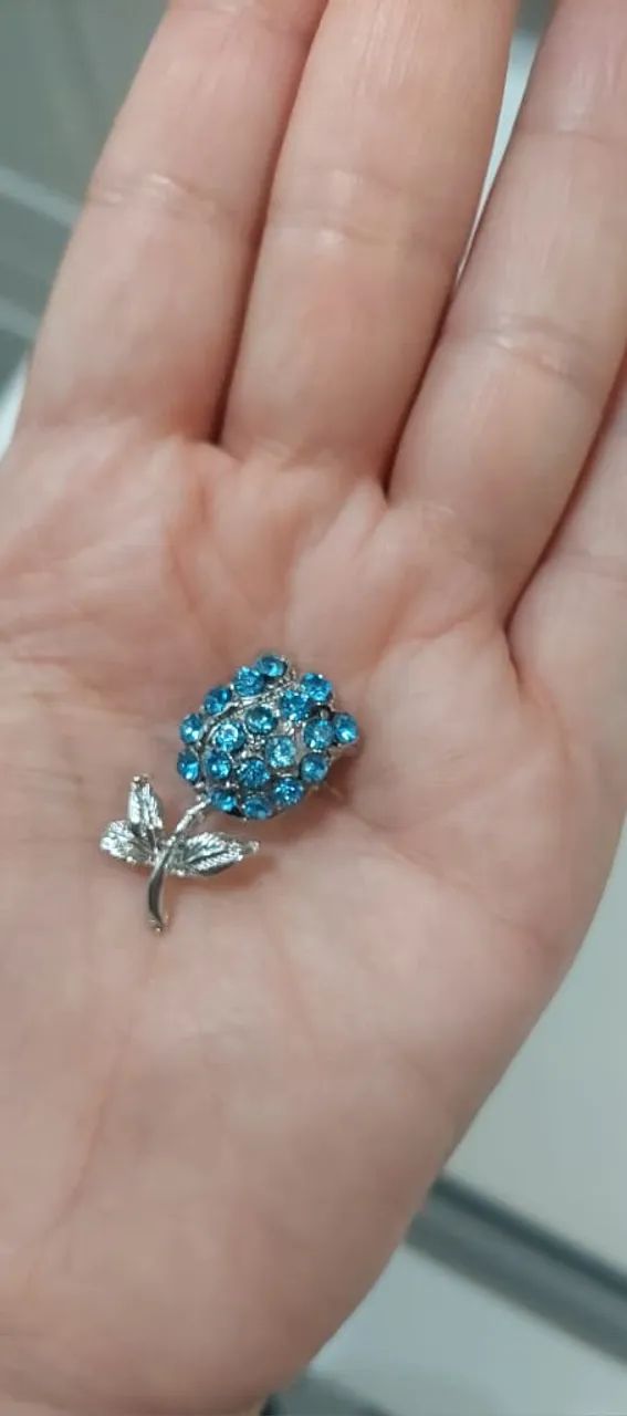 Broche + 2 Pulseiras - Elegância e Brilho - Foto 2
