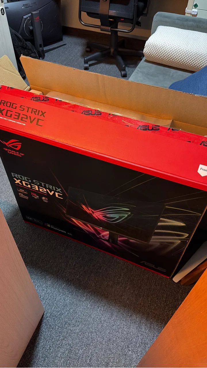 Monitor Asus Rog Strix XG32VC