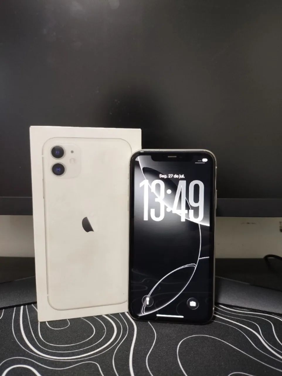 iPhone 11 128GB Branco