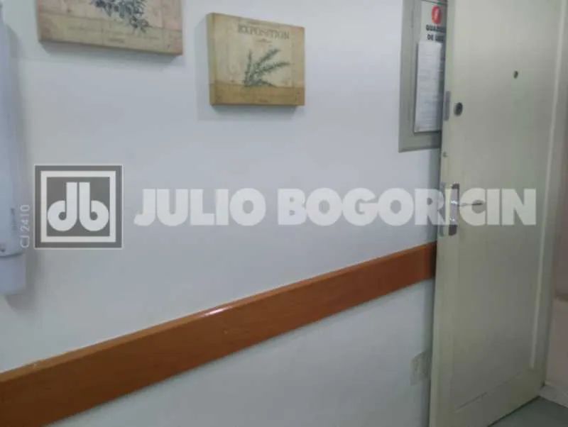 Tijuca, Junto Metrô Saens Pena, Sala Comercial, 25m², reformada. - Foto 5