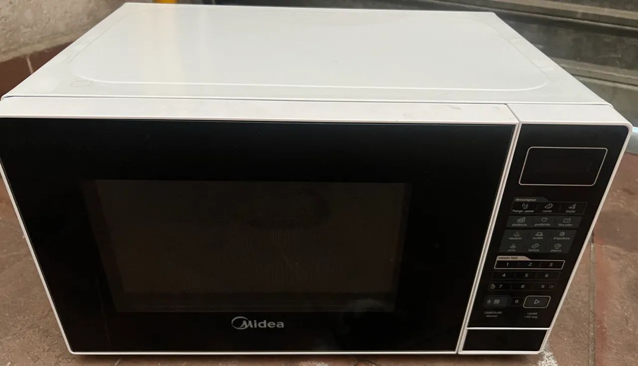 Microondas MIDEA 20 litros - Foto 2