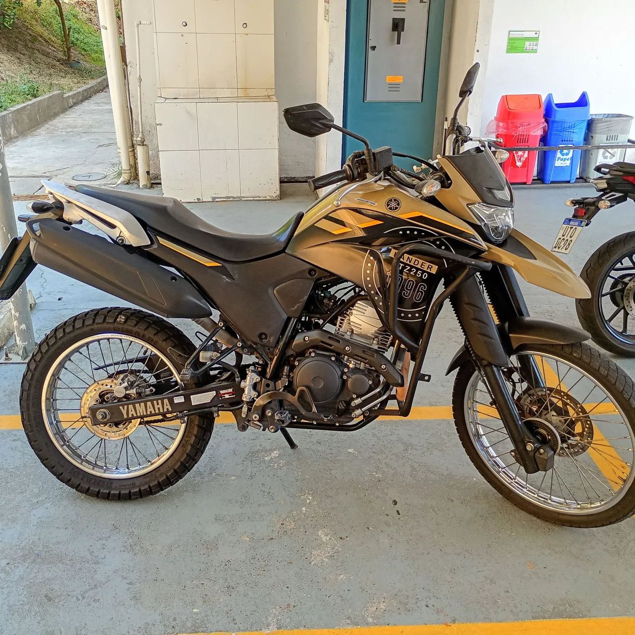 Lander 250 bem conservada  - Foto 2