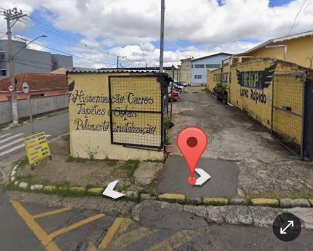 Estacionamento e lava rápido 