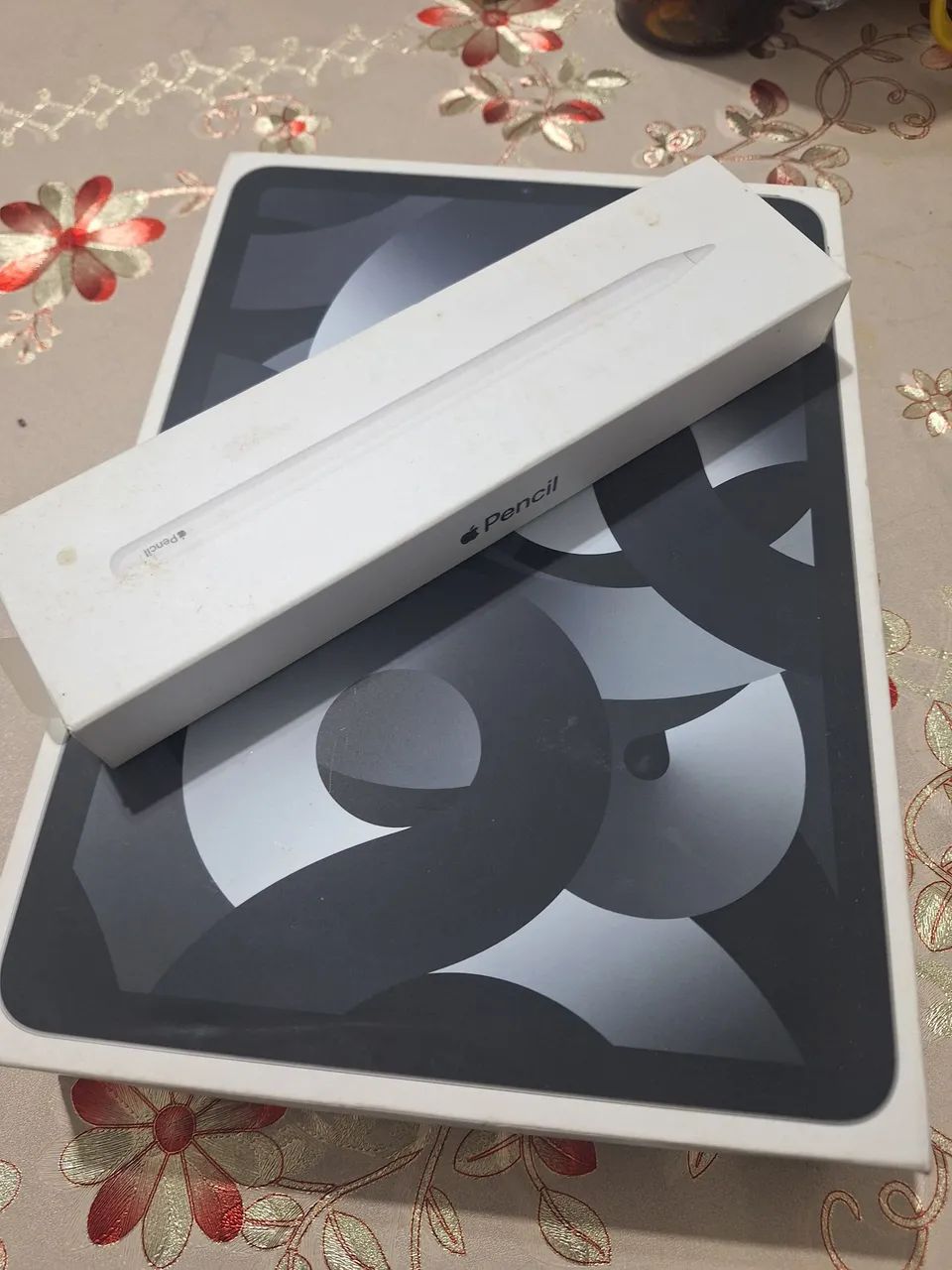 Ipad Air 5 Chip M1 - 64gb c/ Caneta Apple