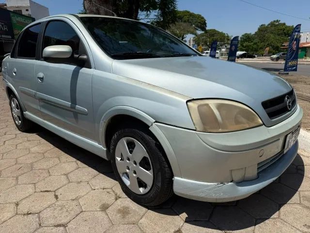 Chevrolet Corsa Sedan 1.0 MPFI 8V 71cv 4P 2004