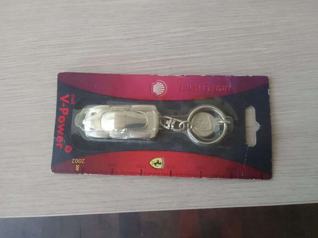 Chaveiro Shell V - POWER Enzo Ferrari (lacrado) - Foto 4