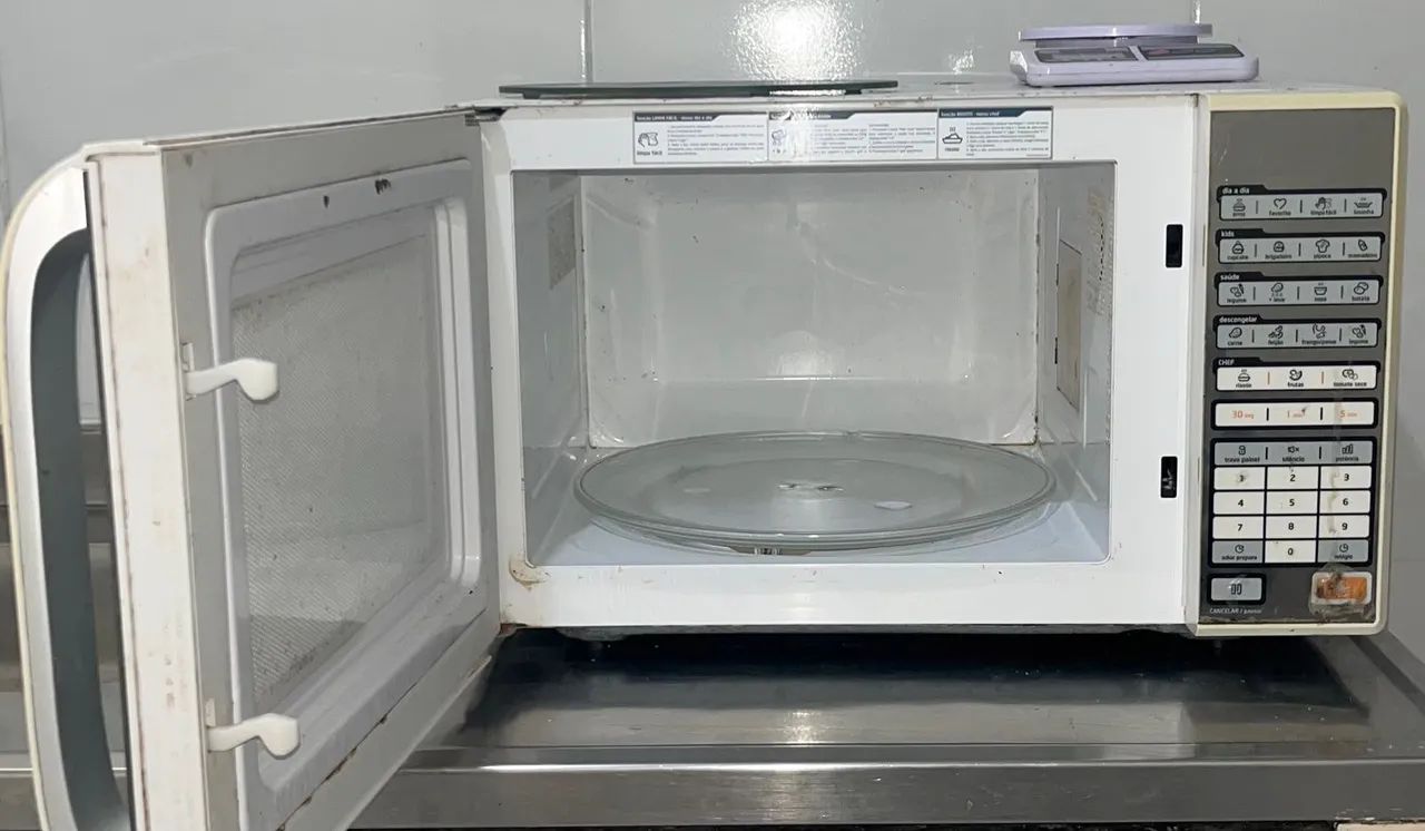 Micro-ondas Midea Liva 30L porta espelhada - Foto 2