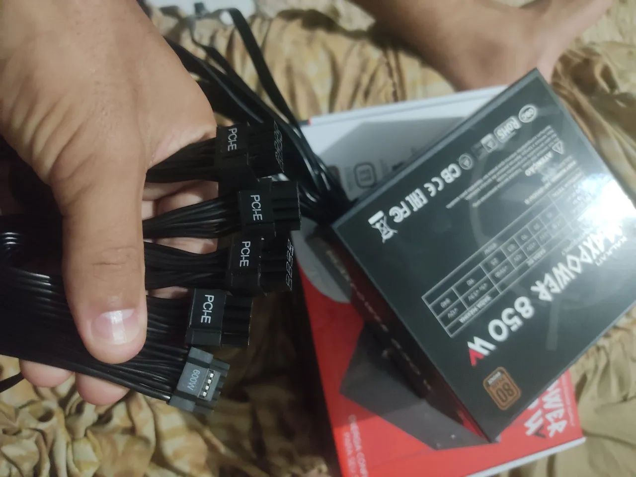 fonte 850w novo padrão ATX 3.1 - Foto 3
