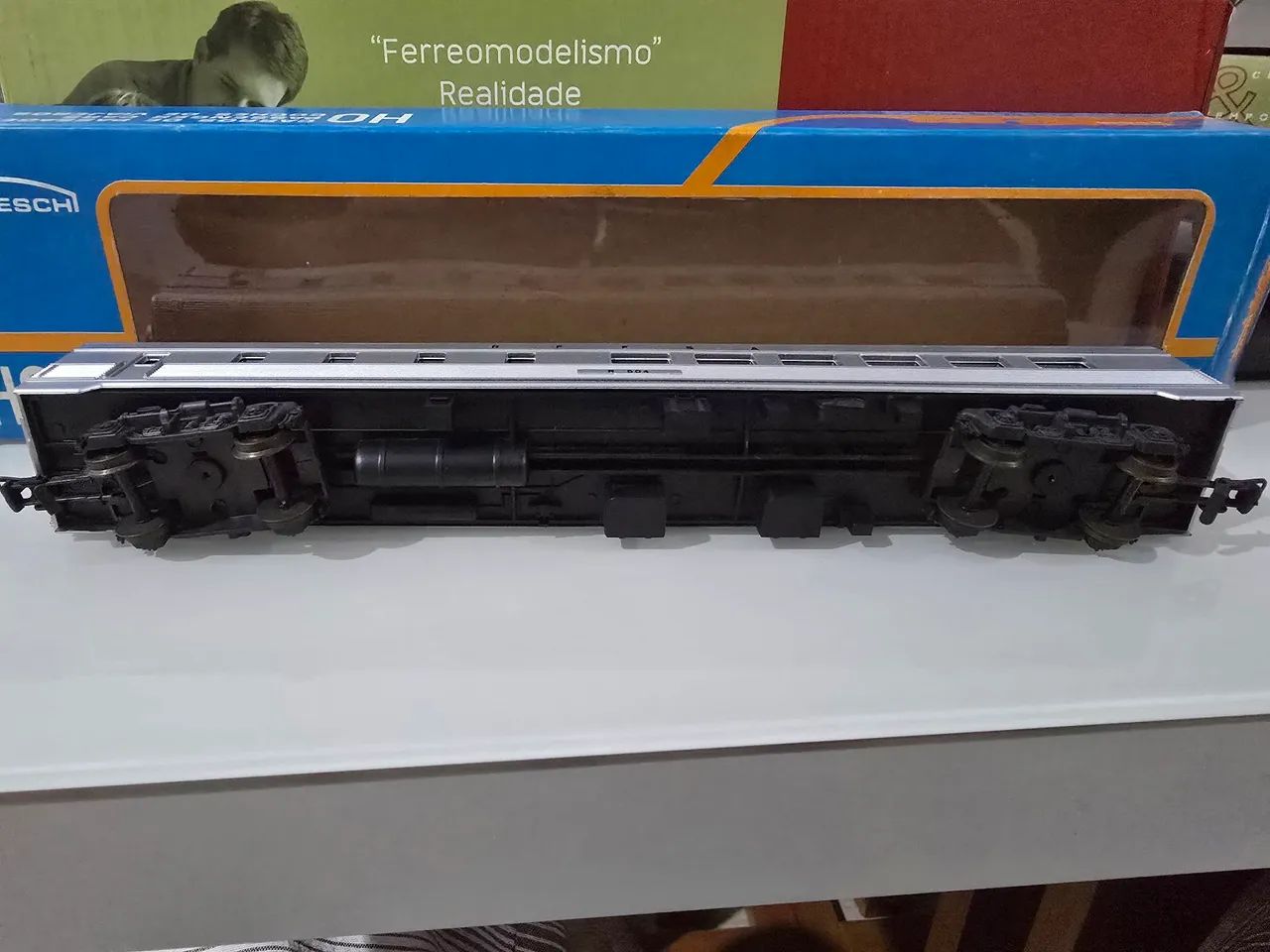 Conjunto dois Vagões de passageiros RFFSA aço inox FRATESCHI HO - Foto 6