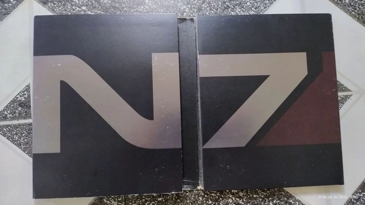 Mass Effect Trilogy PS3  - Foto 2