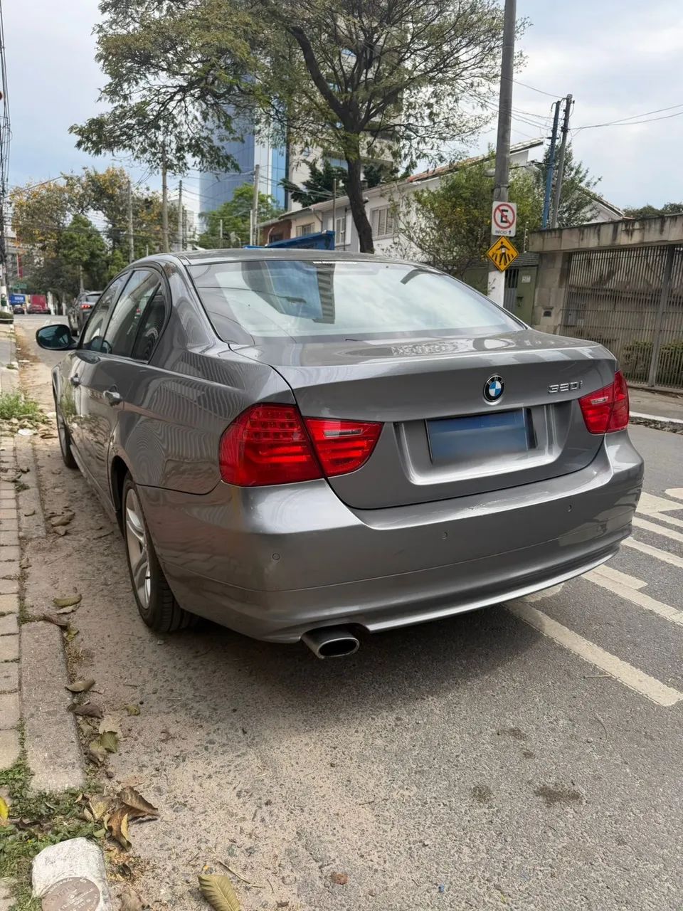 BMW 320I A 2009 - Foto 2