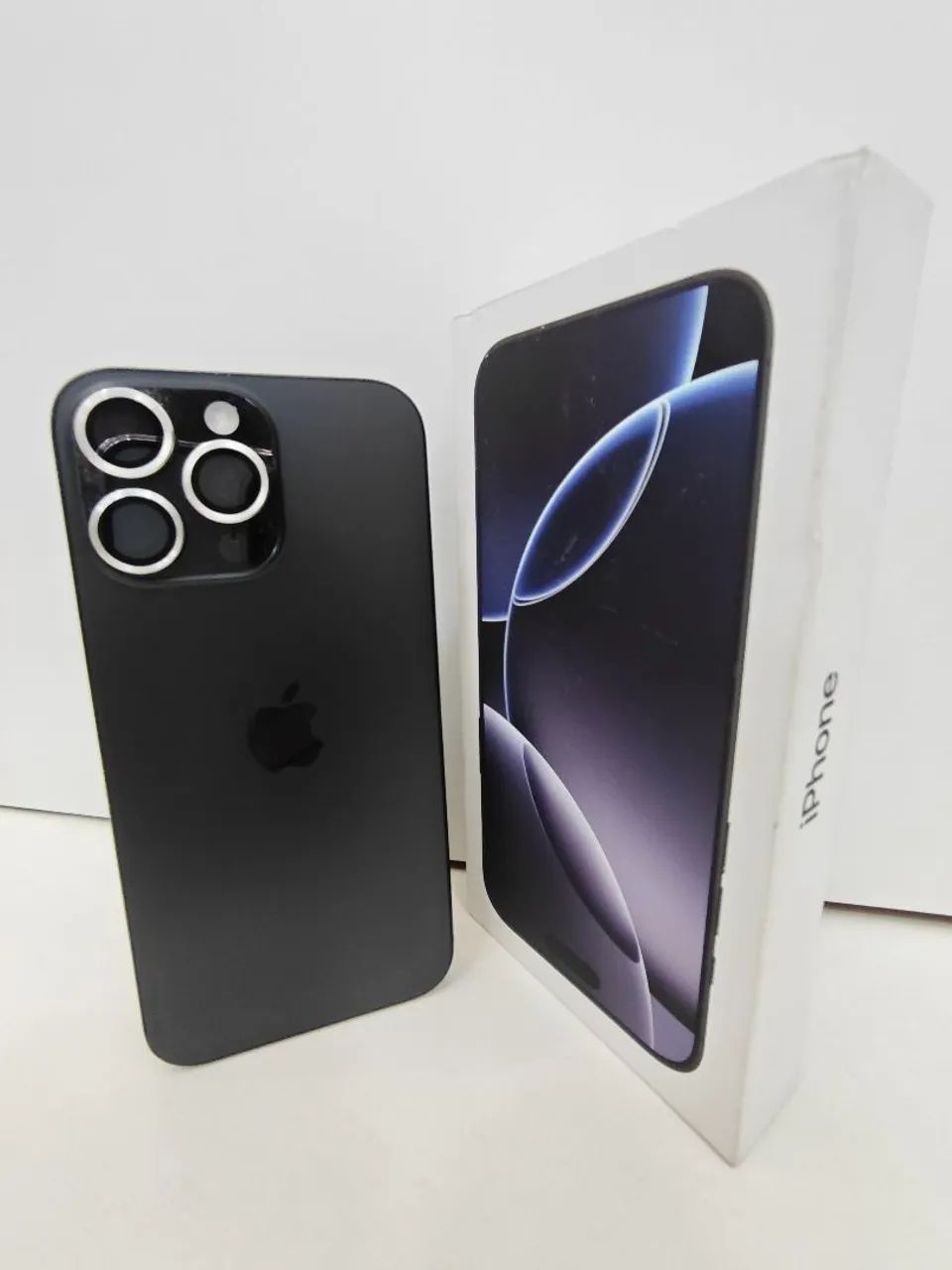 iPhone 16 pro Max "impecável"