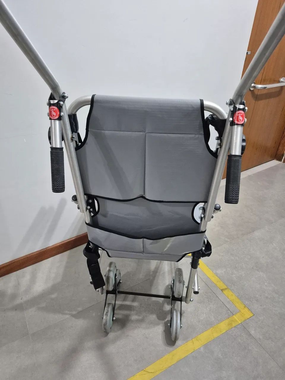 Cadeira para subir escadas. - Foto 3