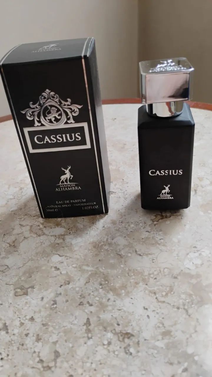 Perfume Árabe Cassius Original importado 30ml - Foto 2