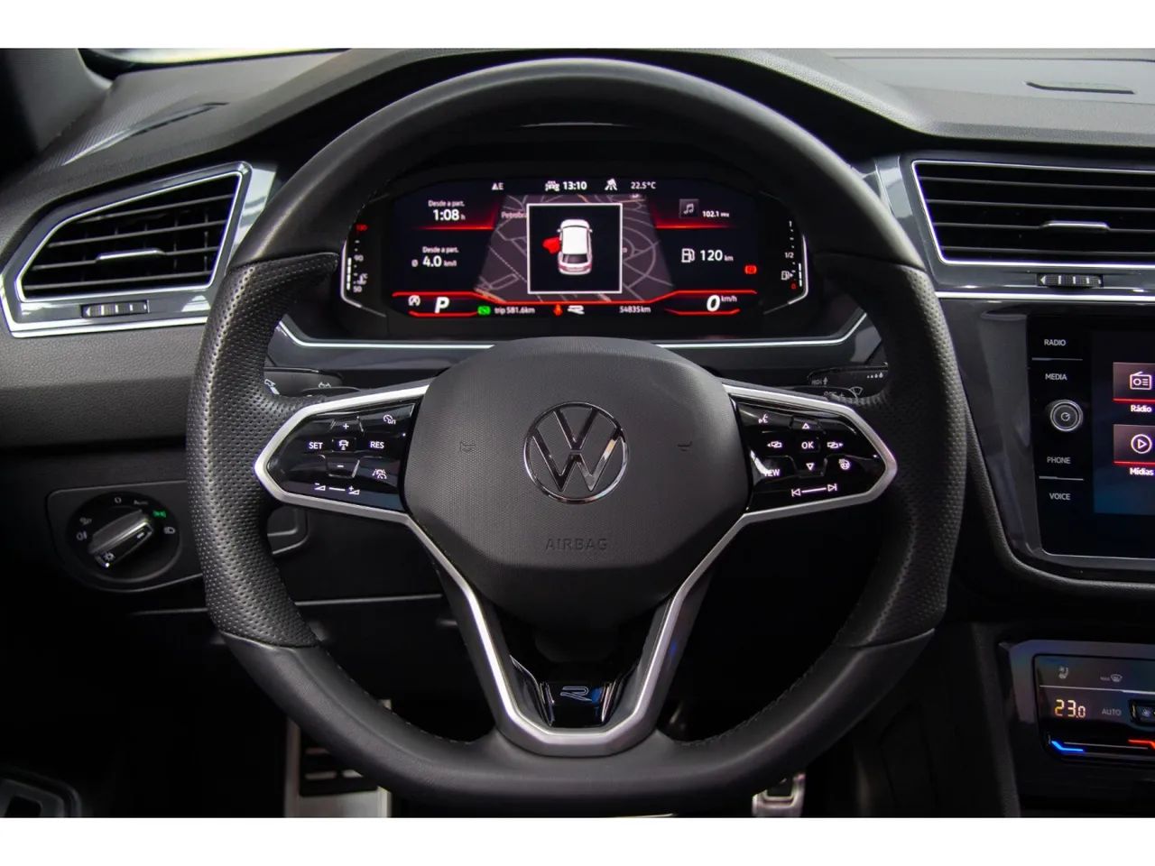 Volkswagen Tiguan Allspac R-Line 300 TSI 2.0, foto 16 de 16