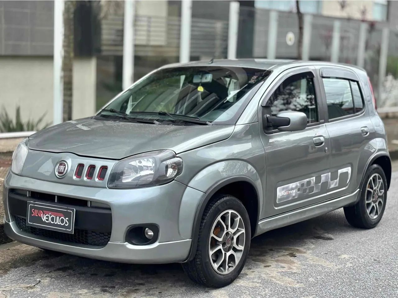 Fiat Uno Sporting 1.4 EVO Fire Flex 8V 4P 2012 - Foto 3