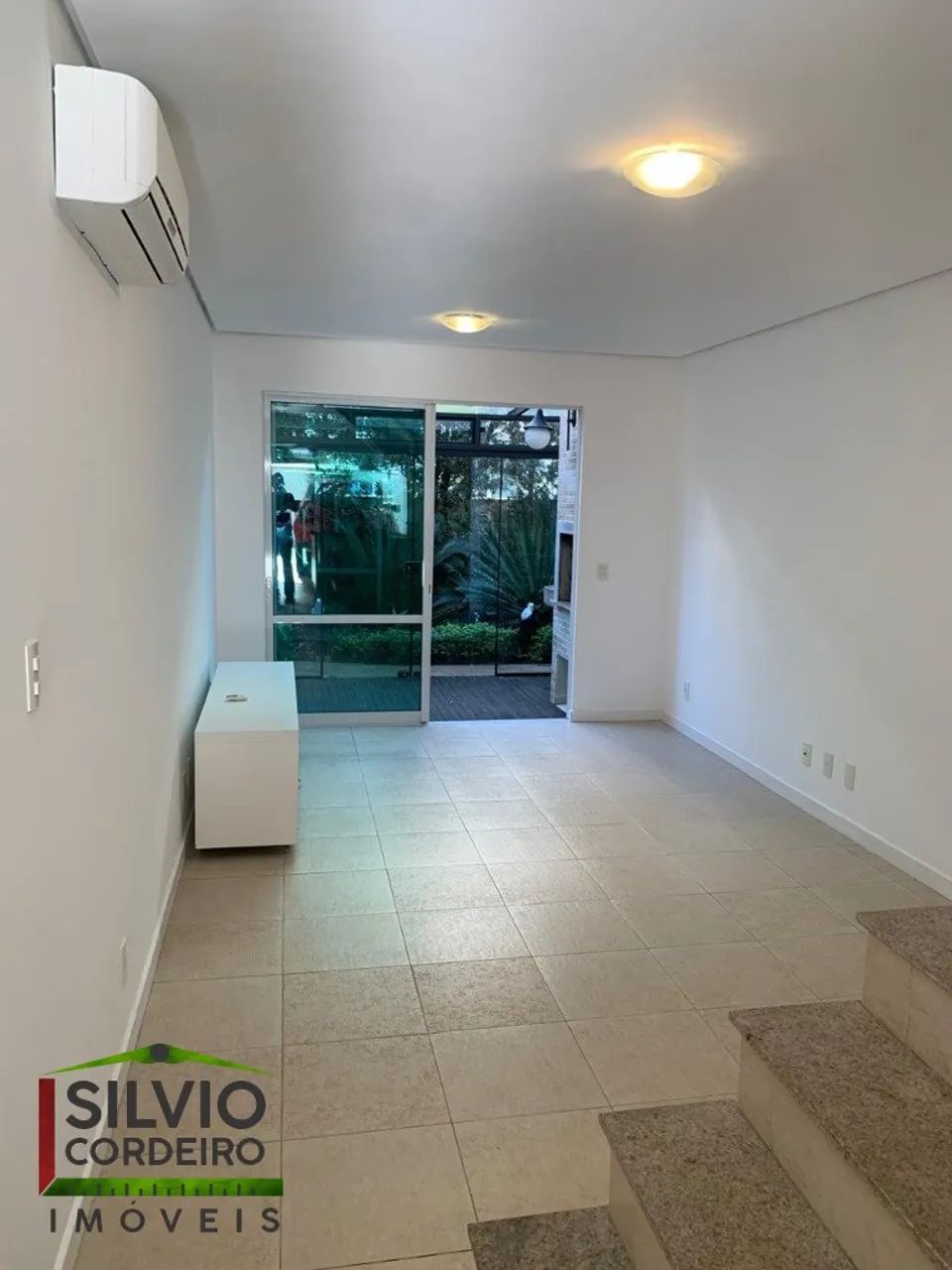 Triplex com 03 Dormitórios - Canto dos Araçás - Foto 5