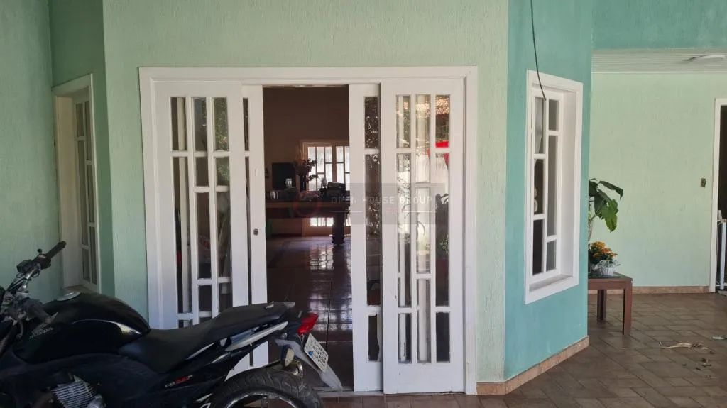 Casa à Venda em Camboinhas