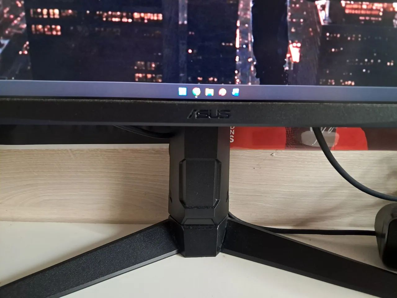 Monitor ASUS TUF VG27AQL3A 185hz quad 2k 1440p  - Foto 3