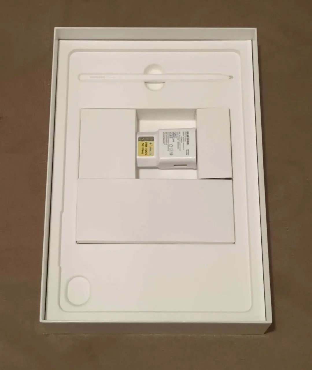 Vendo Galaxy Tab S10 FE Wi-fi  - Foto 4